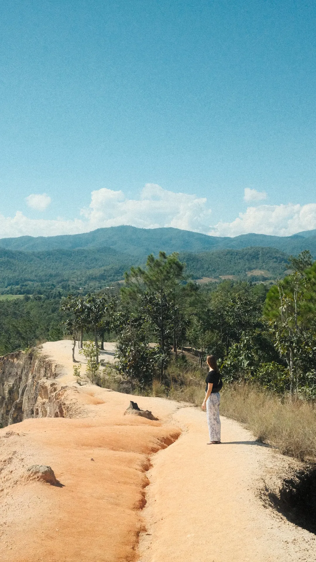 Melissa vid Pai Canyon